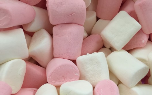 Full Frame Shot Of Pink And White Marshmallows