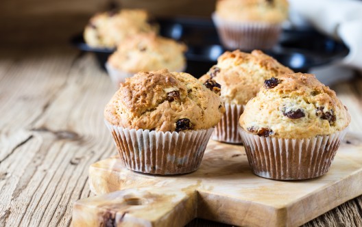Breakfast cornmeal muffins with raisins, traditional american home baking
