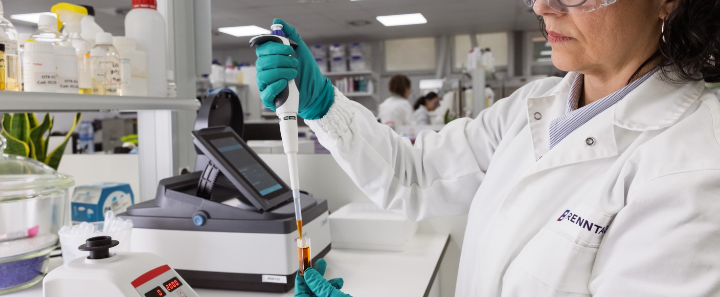 Sample testing in the HI&I Innovation & Application Center in Barcelona, Spain