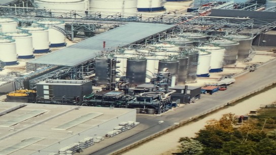 Usine Brenntag Distillation Company