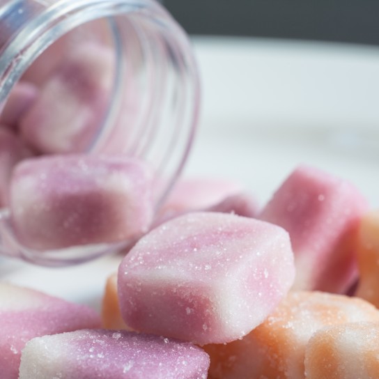 Dietary supplement: Gummy with calcium and vitamins