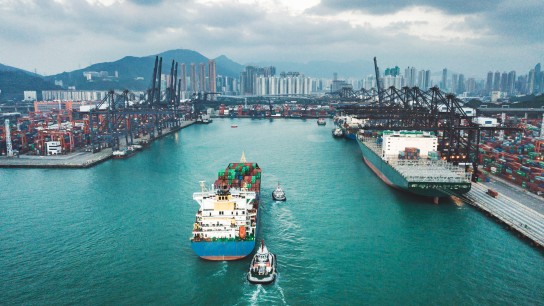 Kontejnerový nákladní lodní terminál v Hongkongu